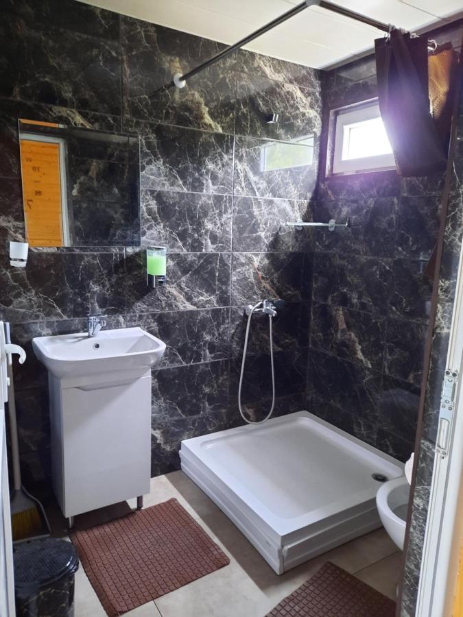 Family Hotel Maia - Cемейная Гостиница Майя Dashbashi Bagian luar foto